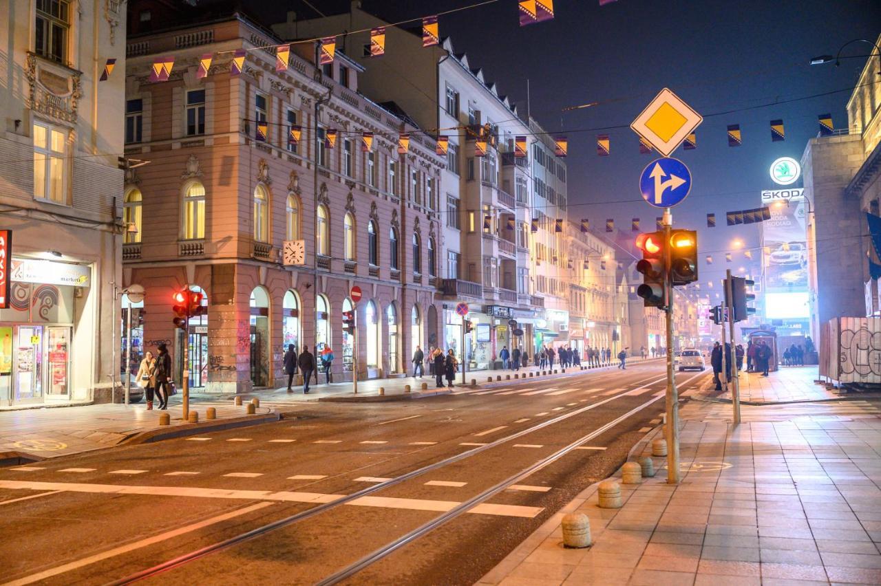 Megapolis Main Street Suites Sarajevo Exteriör bild